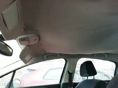 Здавання транспортного засобу citroen c4 berlina collection року 2007 потужний 9hy