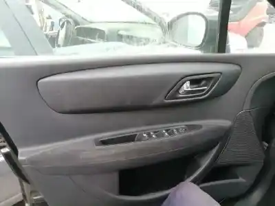 Здавання транспортного засобу citroen c4 berlina collection року 2007 потужний 9hy