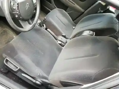 Здавання транспортного засобу citroen c4 berlina collection року 2007 потужний 9hy