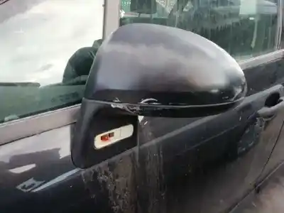 Здавання транспортного засобу citroen c4 berlina collection року 2007 потужний 9hy