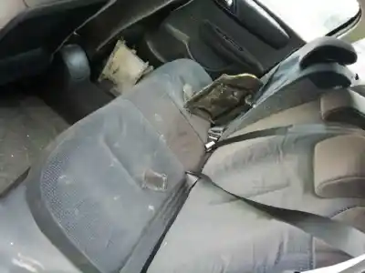 Здавання транспортного засобу citroen c4 berlina collection року 2007 потужний 9hy