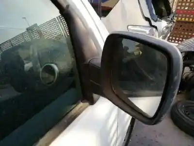 Здавання транспортного засобу renault kangoo furgón compact comfort року 2011 потужний k9ka8