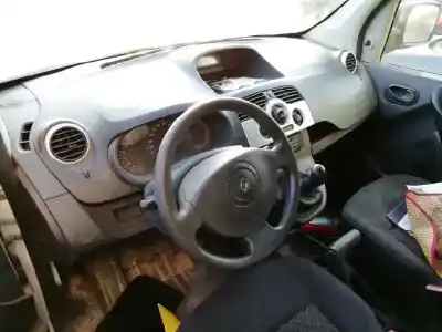 Здавання транспортного засобу renault kangoo furgón compact comfort року 2011 потужний k9ka8