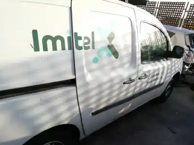 Здавання транспортного засобу renault kangoo furgón compact comfort року 2011 потужний k9ka8