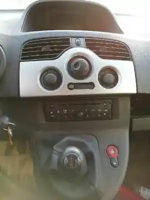Здавання транспортного засобу renault kangoo furgón compact comfort року 2011 потужний k9ka8