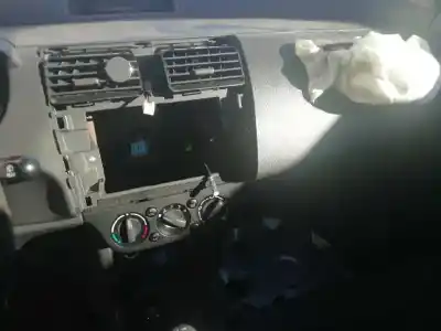 Здавання транспортного засобу suzuki swift berlina (mz) gl року 2007 потужний z13dt