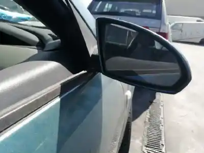 Veículo de Sucata nissan primera berlina (p12) acenta do ano 2003 alimentado qg16
