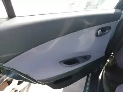 Veículo de Sucata nissan primera berlina (p12) acenta do ano 2003 alimentado qg16