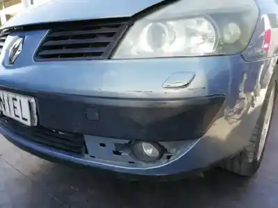 Verschrottungsfahrzeug renault espace iv (jk0) 2.0 dynamique [2.0 ltr. - 110 kw dci diesel fap] des jahres 2003 angetrieben g9t j7
