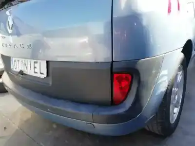 Verschrottungsfahrzeug renault espace iv (jk0) 2.0 dynamique [2.0 ltr. - 110 kw dci diesel fap] des jahres 2003 angetrieben g9t j7