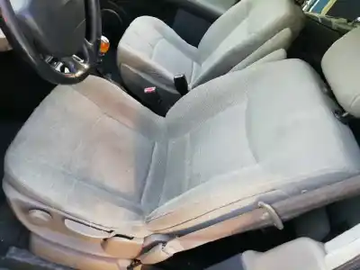 Verschrottungsfahrzeug renault espace iv (jk0) 2.0 dynamique [2.0 ltr. - 110 kw dci diesel fap] des jahres 2003 angetrieben g9t j7