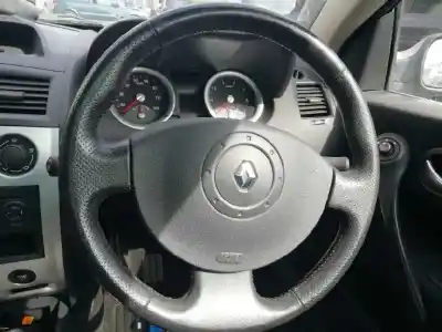 Утилизация автомобиля renault megane ii coupé-cabriolet (em0/1_) 1.6 года 2005 питание k4m w7