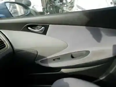 Veículo de Sucata nissan primera berlina (p12) acenta do ano 2002 alimentado qg16