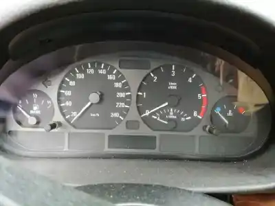 Scrapping Vehicle bmw serie 3 berlina (e46) 320d of the year 2000 powered 204d1