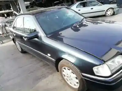 Здавання транспортного засобу mercedes-benz clase c (w202) berlina 220 cdi esprit champion (202.133) року 1999 потужний 611960