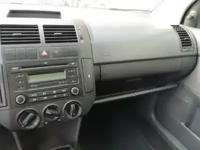 Vehicul casat volkswagen polo (9n3) 1.4 tdi al anului 2006 alimentat bnm