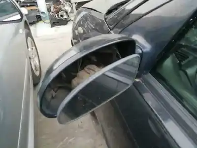 Здавання транспортного засобу ford focus berlina (cak) 1.8 tdci turbodiesel cat року 2002 потужний f9da