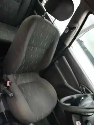 Здавання транспортного засобу ford focus berlina (cak) 1.8 tdci turbodiesel cat року 2002 потужний f9da