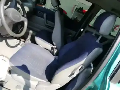 Veículo de Sucata fiat punto berlina (176) 60 sx do ano 1996 alimentado 176b4.000