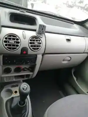 Утилизация автомобиля nissan kubistar furgón (x76) 1.5 dci 70 года 2008 питание k9k v7euro 4