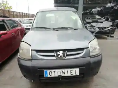 Утилизация автомобиля PEUGEOT PARTNER (S2) Combiespace года 2010 питание 9HW O 9H02