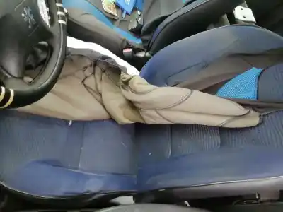Здавання транспортного засобу peugeot partner (s2) combiespace року 2010 потужний 9hw o 9h02