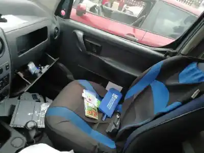 Здавання транспортного засобу peugeot partner (s2) combiespace року 2010 потужний 9hw o 9h02
