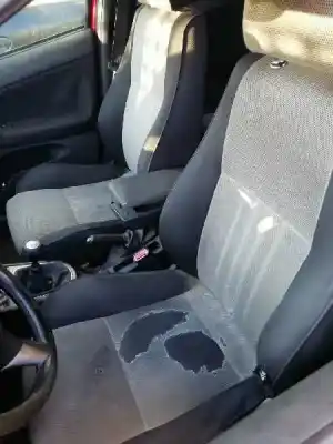 Здавання транспортного засобу alfa romeo 147 (190) 1.9 jtd 120 collezione року 2006 потужний 937a3000