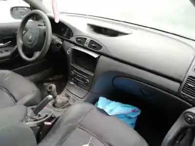 Scrapping Vehicle renault laguna ii (bg0) dynamique of the year 2004 powered f9q670