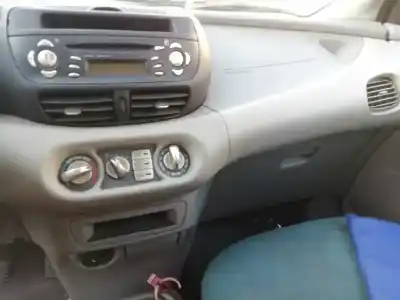 Здавання транспортного засобу nissan almera tino (v10m) mar року 2000 потужний yd22ddt