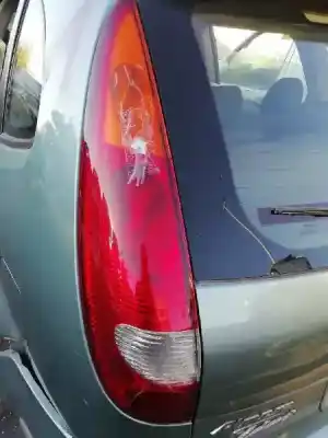 Здавання транспортного засобу nissan almera tino (v10m) mar року 2000 потужний yd22ddt