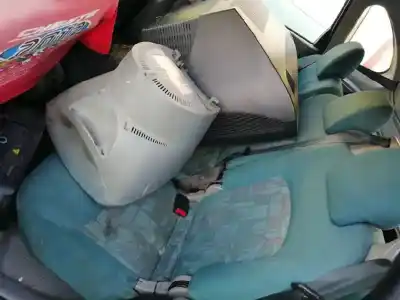 Здавання транспортного засобу nissan almera tino (v10m) mar року 2000 потужний yd22ddt