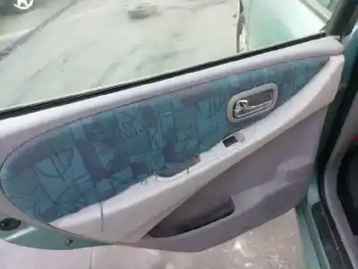 Здавання транспортного засобу nissan almera tino (v10m) mar року 2000 потужний yd22ddt