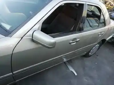 Здавання транспортного засобу mercedes-benz clase c (w202) berlina 220 cdi esprit champion (202.133) року 1998 потужний 611960