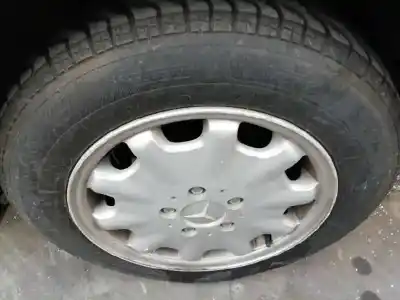 Здавання транспортного засобу mercedes-benz clase c (w202) berlina 220 cdi esprit champion (202.133) року 1998 потужний 611960