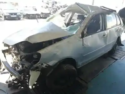 Vehicul casat VOLKSWAGEN POLO (9N3) Highline al anului 2008 alimentat BUD