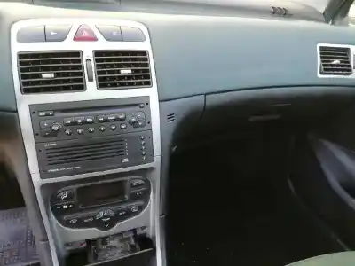 Veicolo di demolizione peugeot 307 break / sw (s1) sw dell'anno 2004 alimentato rhs
