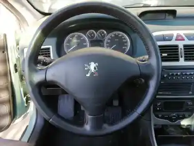 Veicolo di demolizione peugeot 307 break / sw (s1) sw dell'anno 2004 alimentato rhs