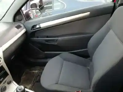 Здавання транспортного засобу opel astra gtc cosmo року 2007 потужний z17dth