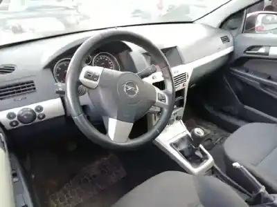 Здавання транспортного засобу opel astra gtc cosmo року 2007 потужний z17dth