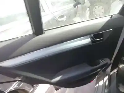 Здавання транспортного засобу mercedes-benz clase c (w204) berlina c 220 cdi (204.008) року 2008 потужний om646811