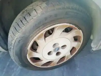 Veicolo di demolizione fiat punto berlina (188) 1.2 8v dynamic dell'anno 2003 alimentato 188a4000