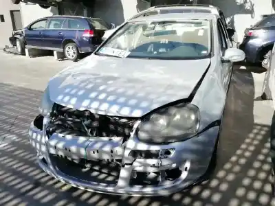 Véhicule à la ferraille VOLKSWAGEN GOLF V BERLINA (1K1) Highline de l'année 2005 alimenté BKD