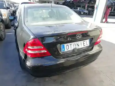 Утилизация автомобиля mercedes-benz clase c (w203) berlina 220 cdi (la) (203.008) года 2004 питание om646963