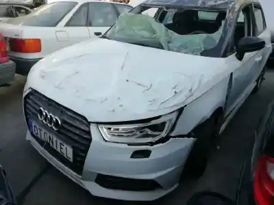 Veículo de Sucata audi a1 sportback (8xf) adrenalin do ano 2018 alimentado chz