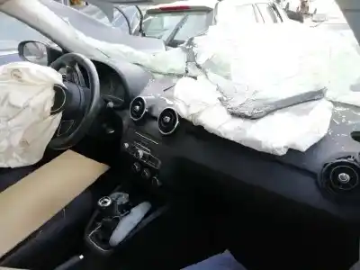 Veículo de Sucata audi a1 sportback (8xf) adrenalin do ano 2018 alimentado chz