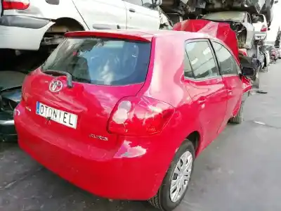 Véhicule à la ferraille TOYOTA                                             AURIS                                                                                                                                                                                                                                                      1.4 16V CAT                                                                                                                                                                                                                                                de l'année 2007 alimenté 4ZZ