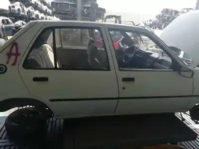 Véhicule à la ferraille peugeot 205 berlina 1.8 diesel de l'année 1992 alimenté 161a