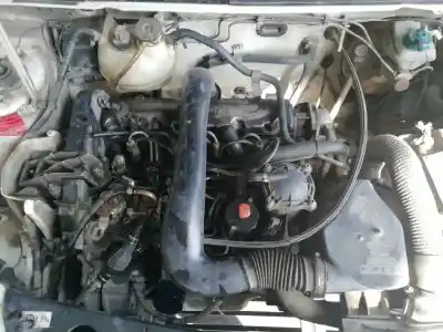Véhicule à la ferraille peugeot 205 berlina 1.8 diesel de l'année 1992 alimenté 161a