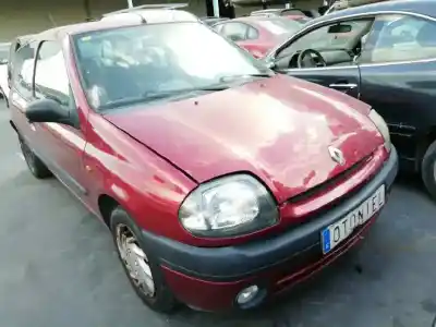 Здавання транспортного засобу RENAULT CLIO II FASE I (B/CBO) 1.9 D Alize року 1999 потужний F8Q K6